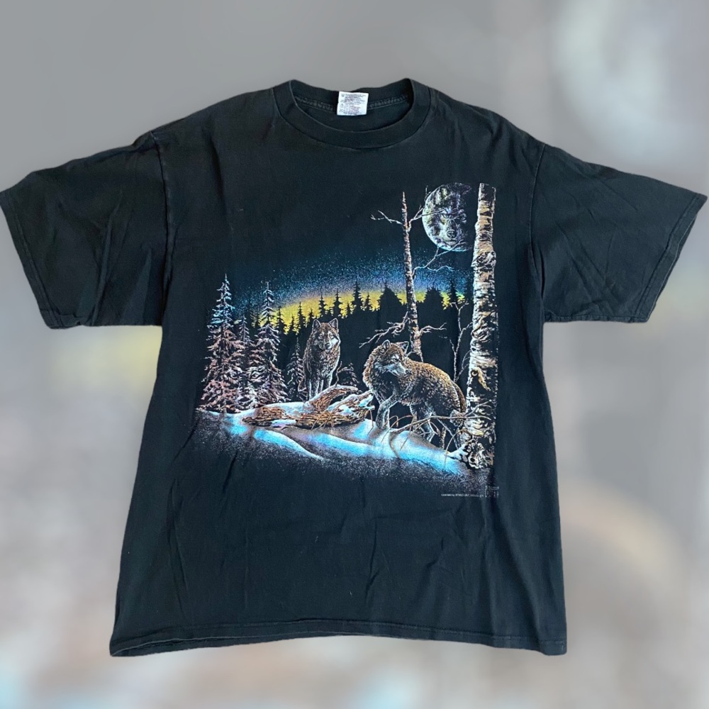1993 Vintage nature wolf t-shirt | size XL | made in USA